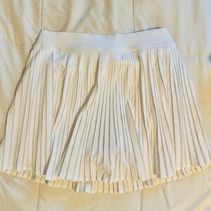 White Lululemon Pleated Tennis Skirt Women's Size 6